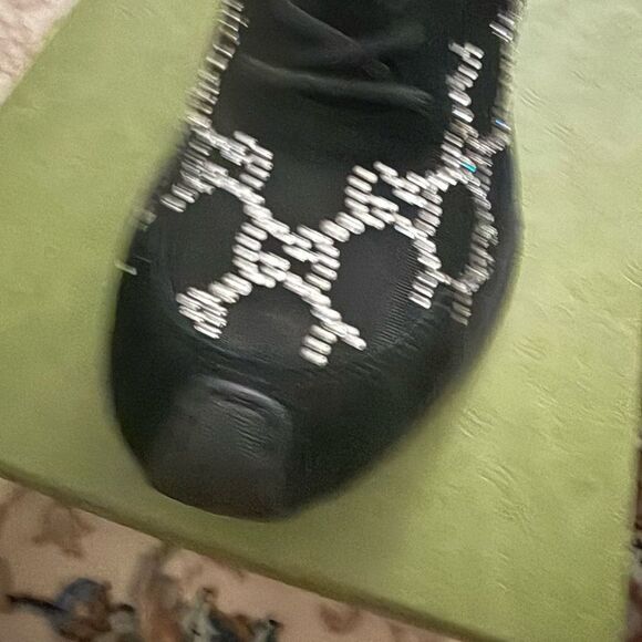 Brand new with box & dustbag GUCCI
GG Crystal Mesh Runner Sneakers Womens size 5 - Picture 10 of 16